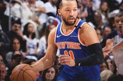 开云体育下载-包含开拓者主场大胜马刺,莫里斯状态神勇的词条