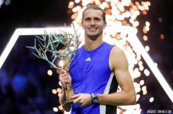 开云体育直播-意大利网球队力克世界网球队，兹维列夫打破历史纪录