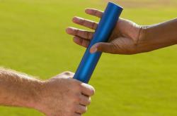 开云体育登录-赛道与球场，F1揭幕战悬念与雄鹿深圳队的双重奏