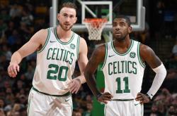 开云体育官方网站-西决生死战之夜，范弗利特用节奏掌控命运