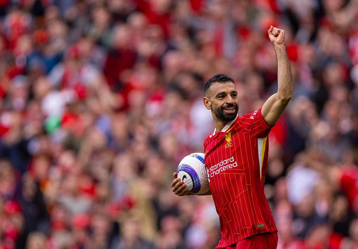 利物浦主场大胜水晶宫,继续领跑 利物浦主场大胜水晶宫,继续领跑