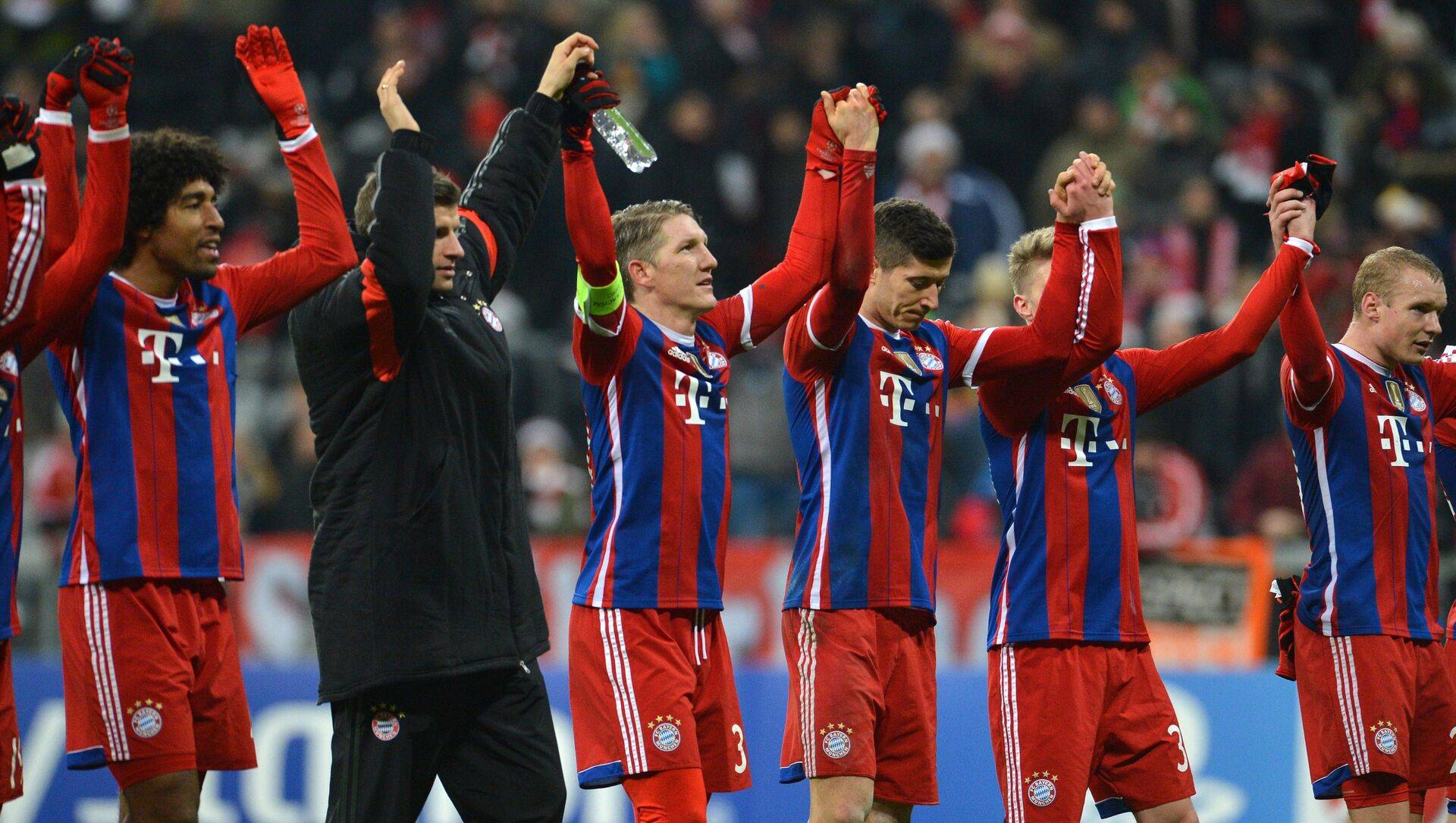 关于汉堡球员展现出色的防守表现，稳定取胜的信息