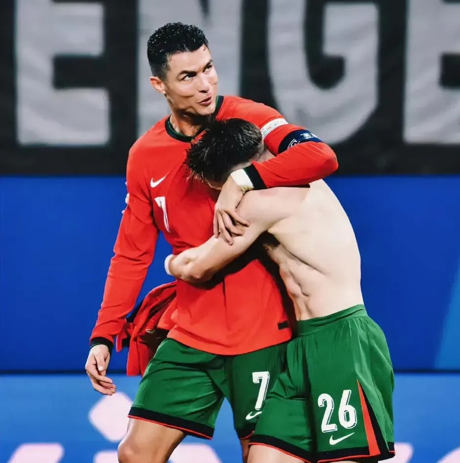 包含葡萄牙队逆转德国队,张继科扛起全队的词条 包含葡萄牙队逆转德国队,张继科扛起全队的词条